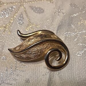 Monet Gold-Toned Leaf Pin Brooch